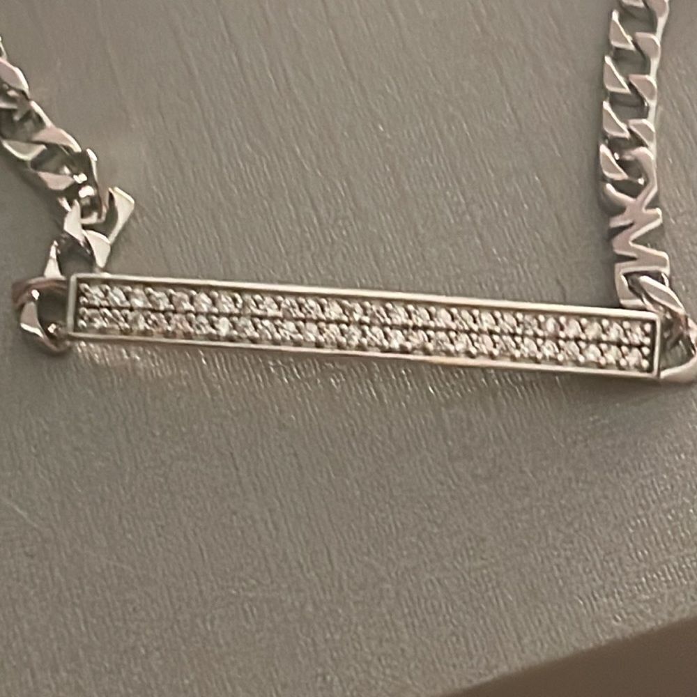 Authentic Michael kors bracelet - Picture 2 of 5